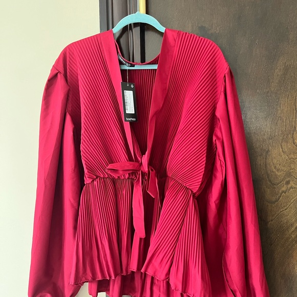 RED PEPLUM - Picture 1 of 2